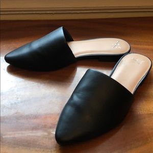 Black flat mules